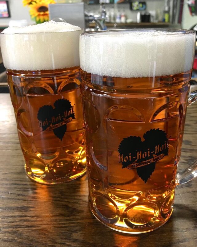 Hoi Hoi Hoi comes out this Friday at both the Syracuse and Cicero locations to kick off Oktoberfest Weekend! 🍻 

#willowrockbrewingcompany #craftbeer #oktoberfest #drinklocal #syracuse #cicero #hoihoihoi #beersofinstagram #WRBC #craftbeerlover #drinknycraft